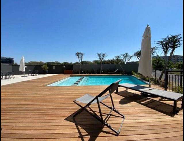 0.5 BEDROOM APARTMENT FOR SALE IN UMHLANGA RIDGE